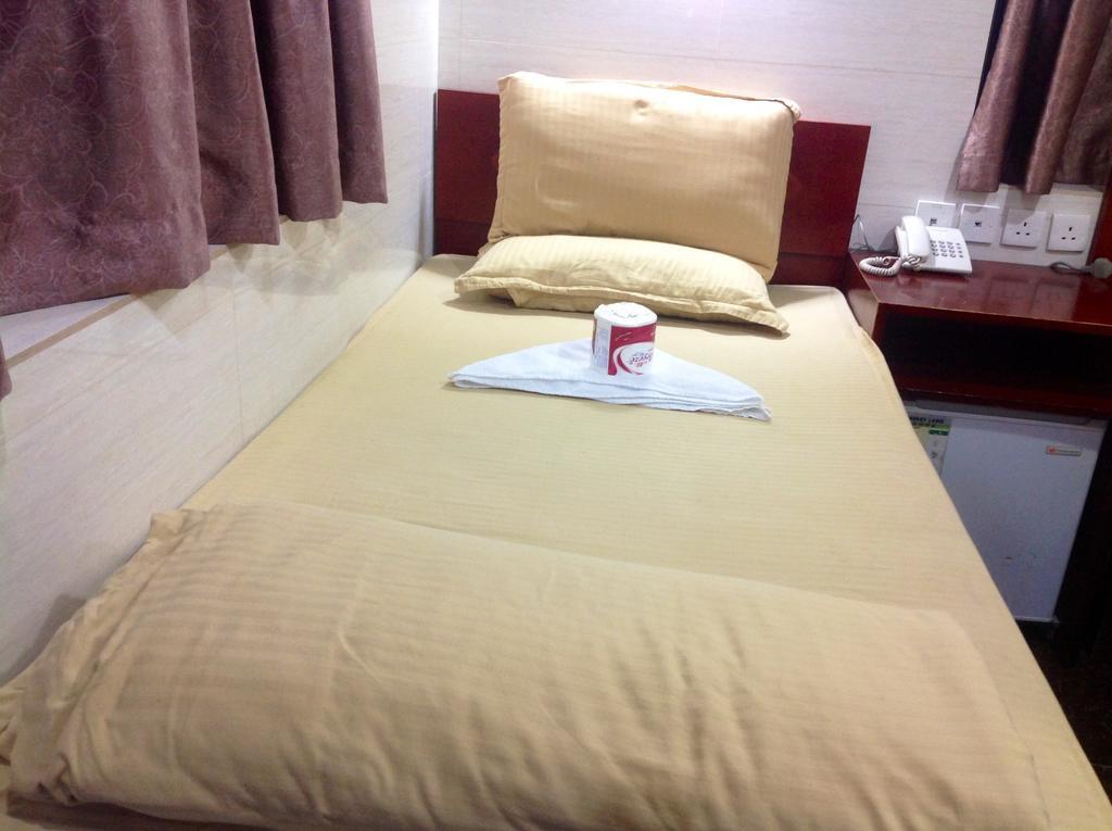 New Yan Yan Guest House Reception 9Th Floor Flat E4 E6 Hong Kong Dış mekan fotoğraf