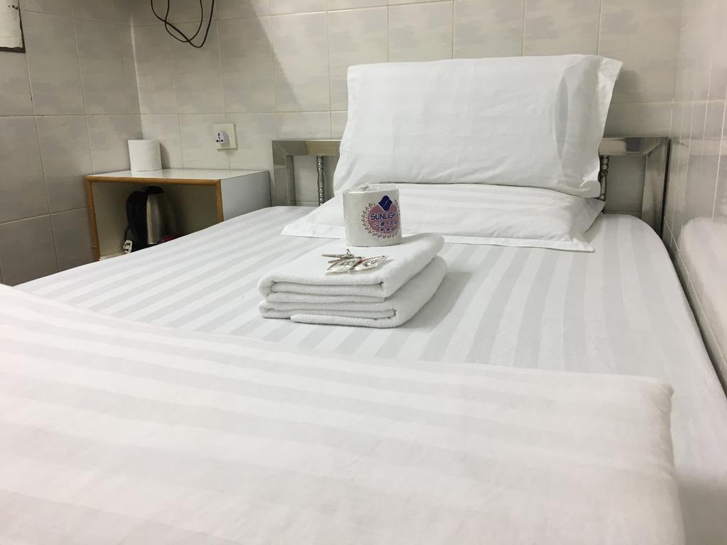 New Yan Yan Guest House Reception 9Th Floor Flat E4 E6 Hong Kong Dış mekan fotoğraf